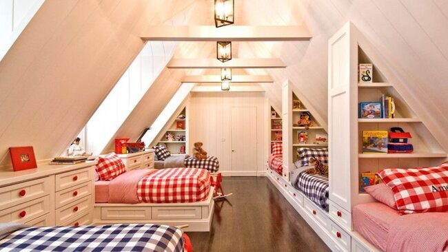 bunk romm in attic